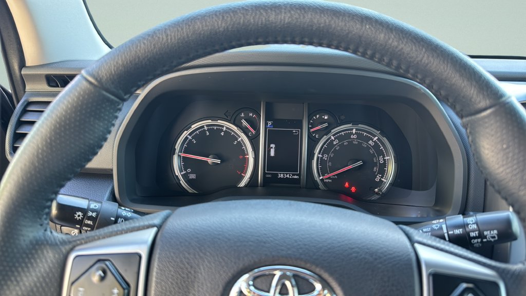 Used 2022 Toyota 4Runner TRD Sport AWD/4WD image 29