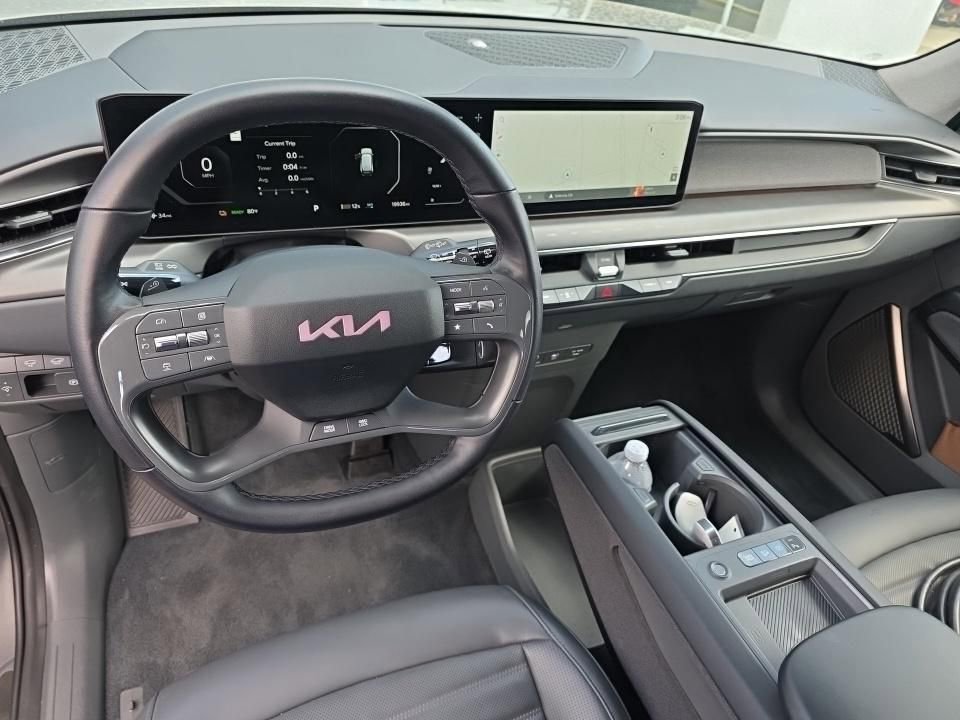 Certified 2024 Kia EV9 Land AWD/4WD image 13