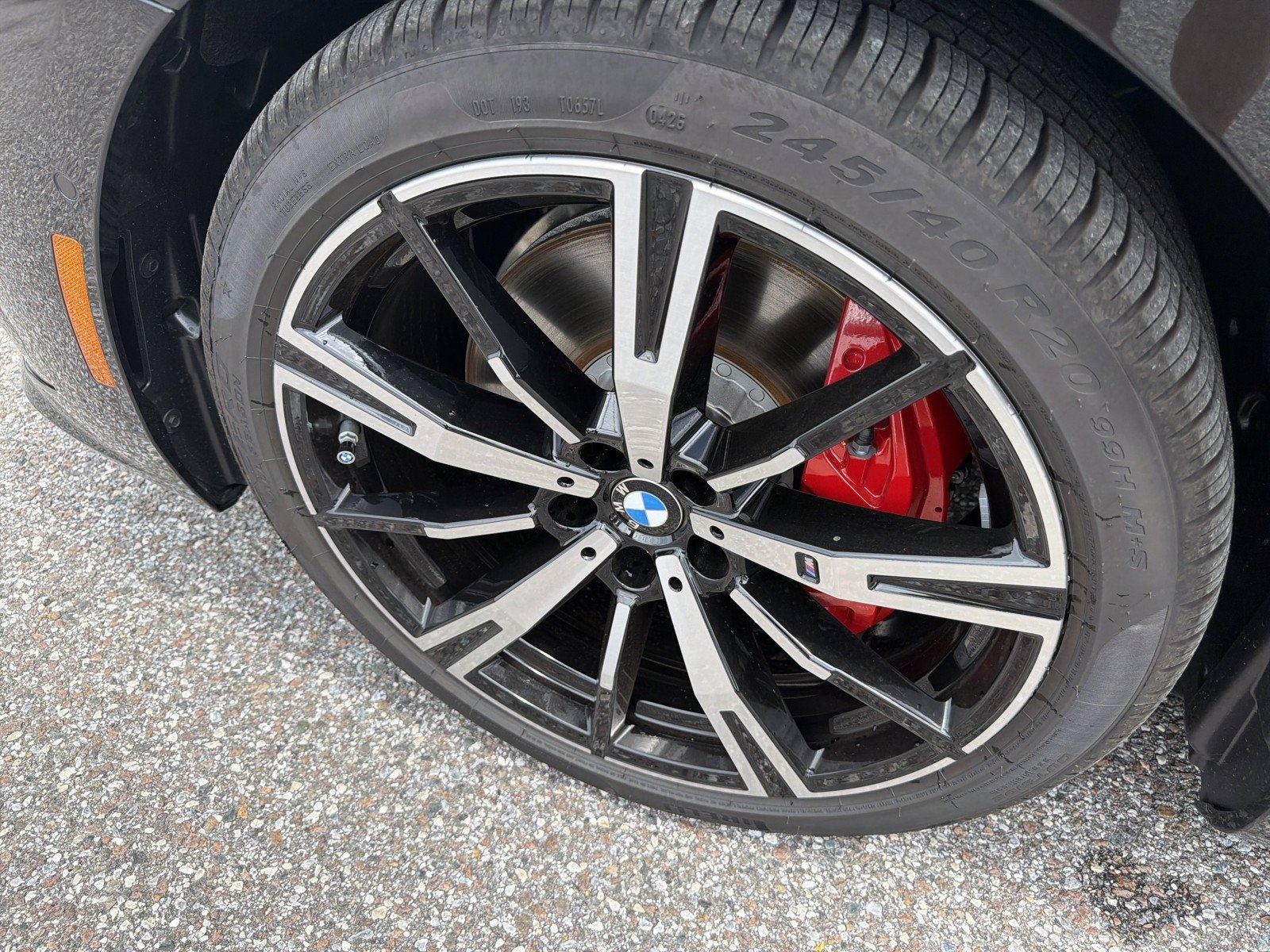 New 2027 BMW 550e xDrive w/ Executive Package AWD/4WD image 9