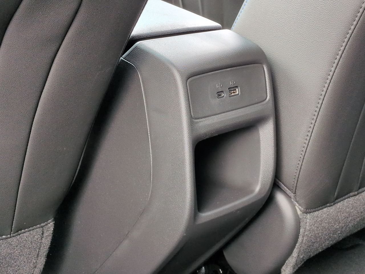 New 2026 Chevrolet Trax LT w/ Driver Confidence Package FWD image 22