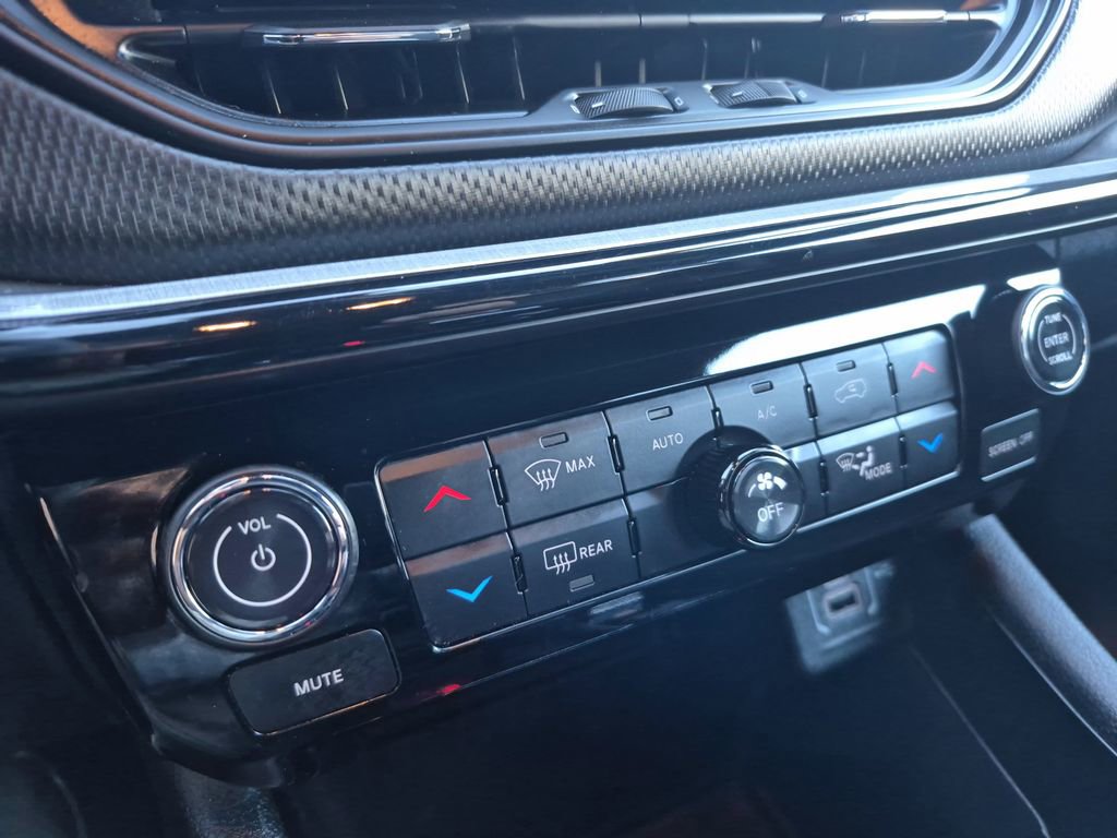 Used 2024 Jeep Compass Trailhawk image 23