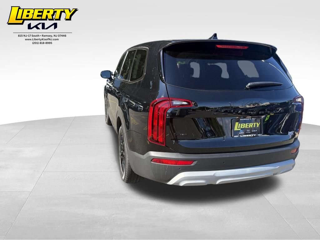 Used 2022 Kia Telluride LX AWD/4WD image 5