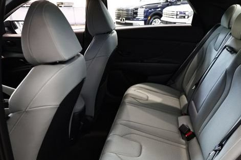 New 2026 Hyundai Elantra Limited FWD image 11