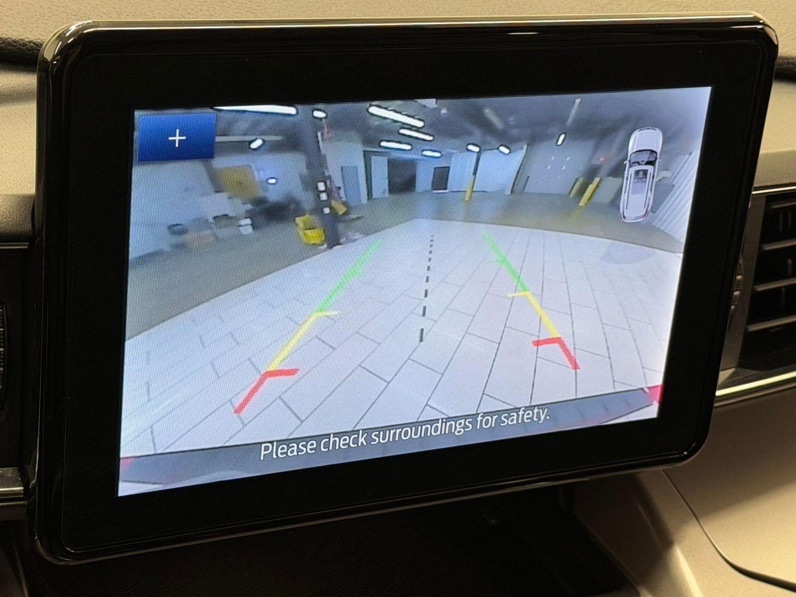 Used 2023 Ford Explorer XLT w/ Equipment Group 202A image 31