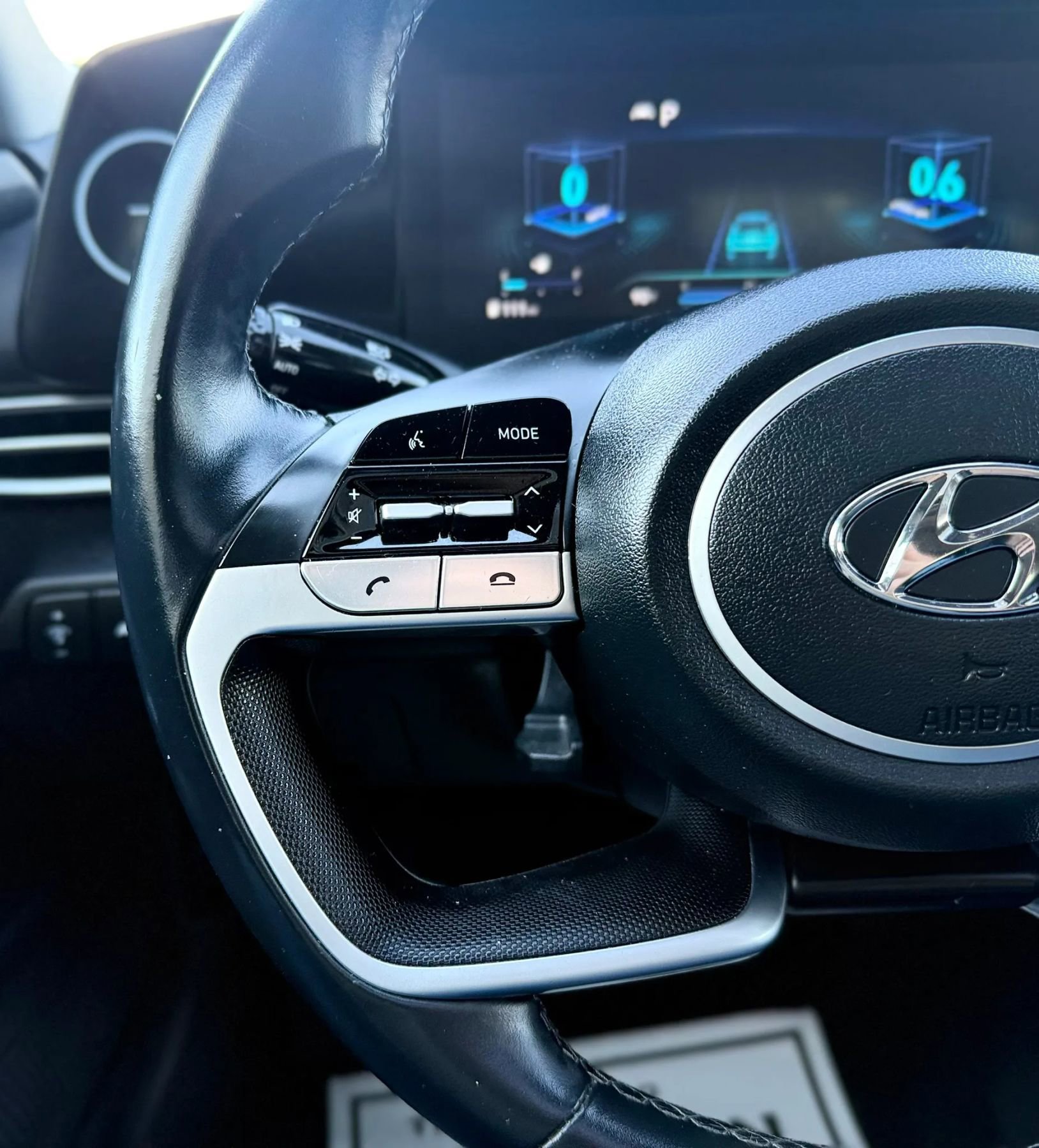 Used 2021 Hyundai Elantra Limited w/ Cargo Package FWD image 14