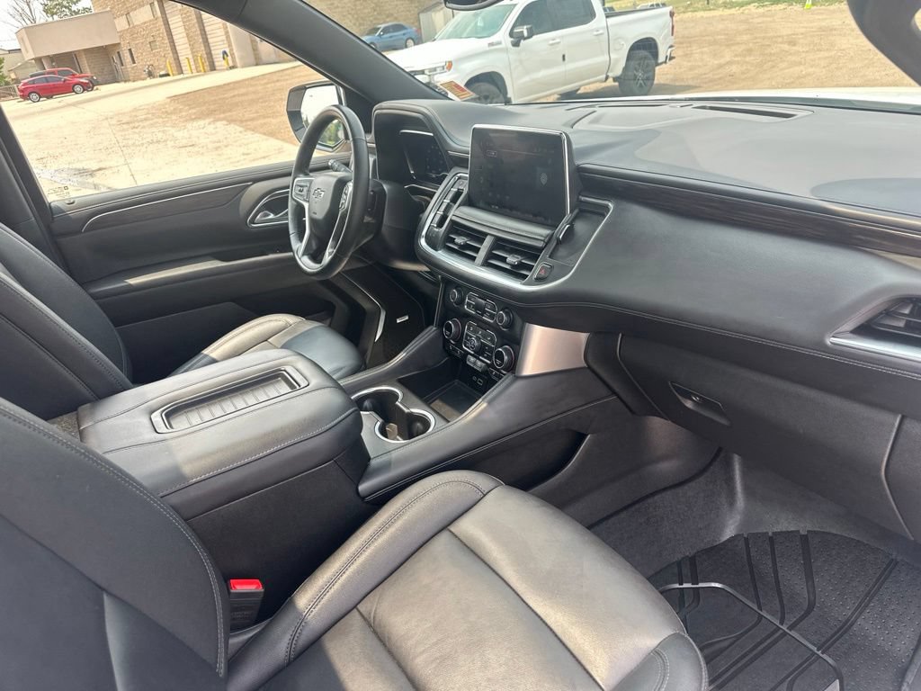 Certified 2024 Chevrolet Tahoe Z71 w/ Luxury Package AWD/4WD image 33