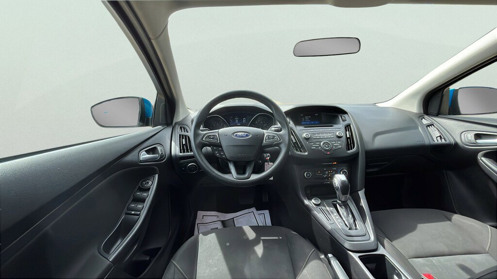 Used 2015 Ford Focus SE FWD image 11