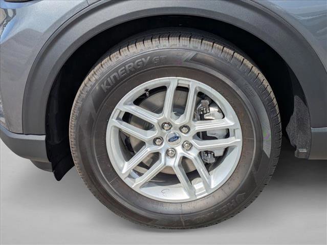 New 2026 Ford Explorer Active w/ Active Comfort Package image 16