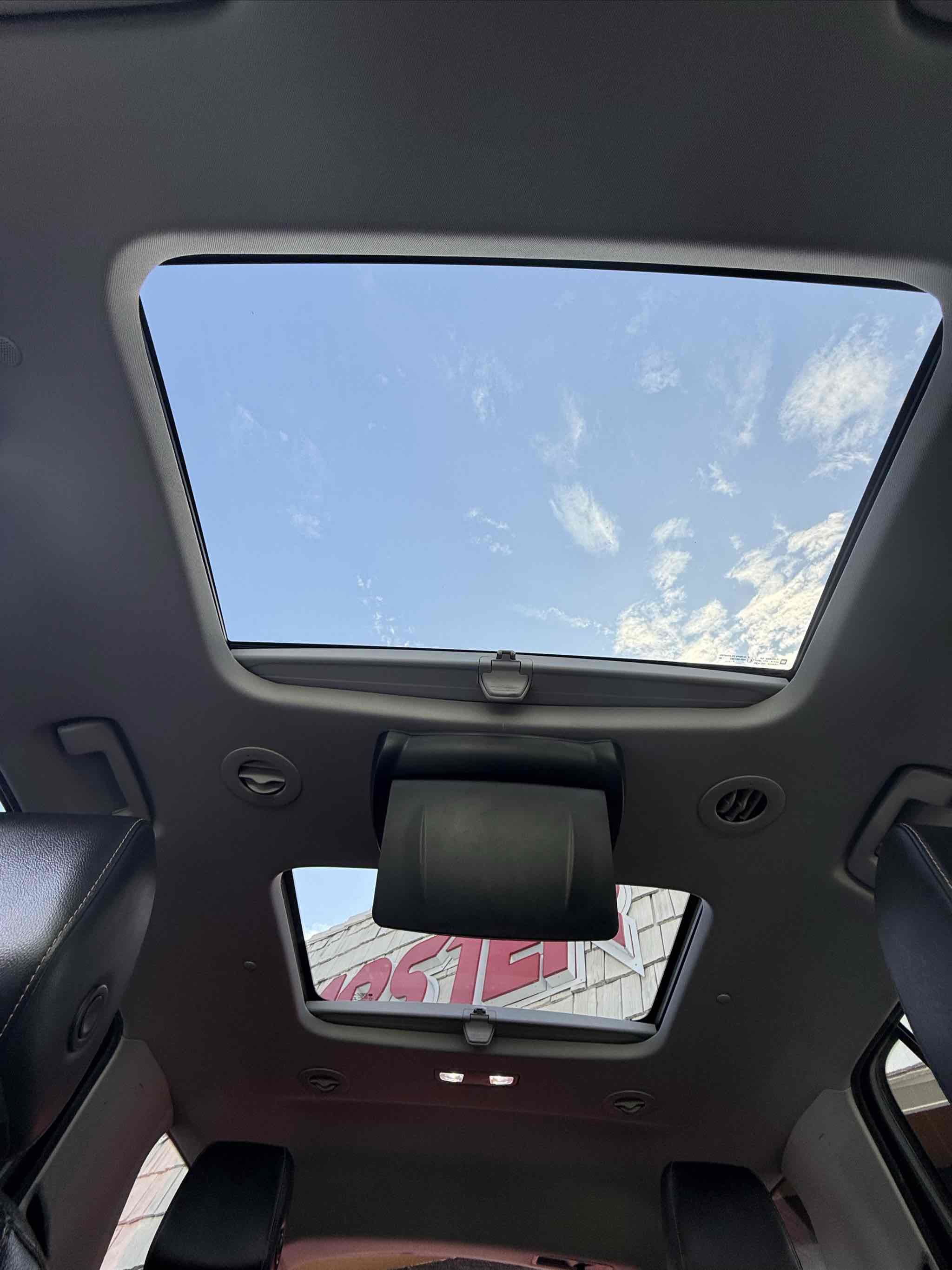 Used 2018 Chevrolet Traverse Premier image 74