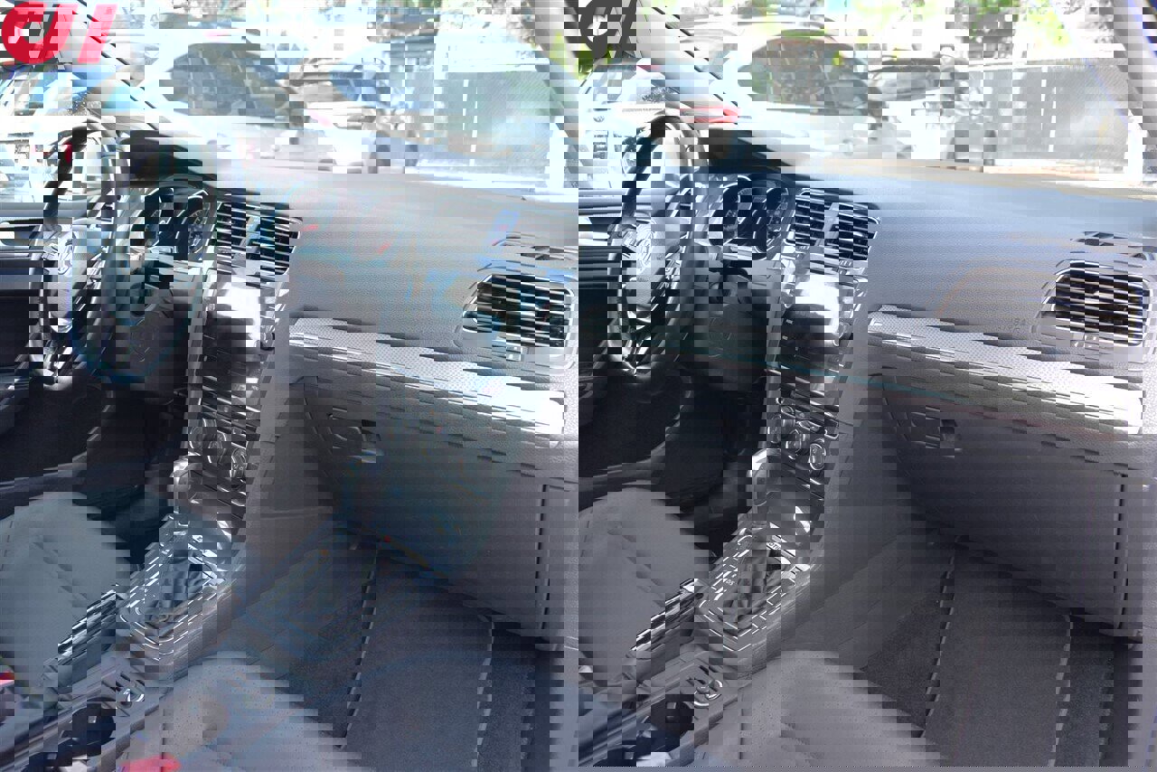 Used 2018 Volkswagen Golf Alltrack SE AWD/4WD image 12