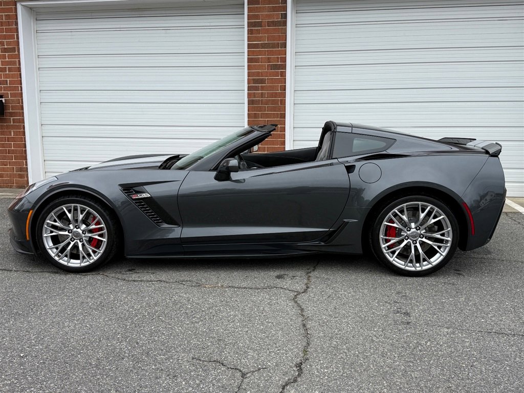 Used 2018 Chevrolet Corvette Z06 RWD image 28