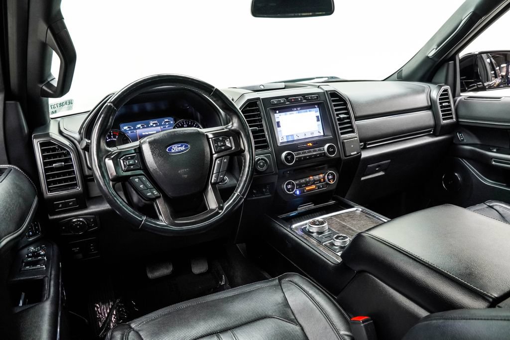 Used 2018 Ford Expedition Max Limited w/ Equipment Group 302A AWD/4WD image 4