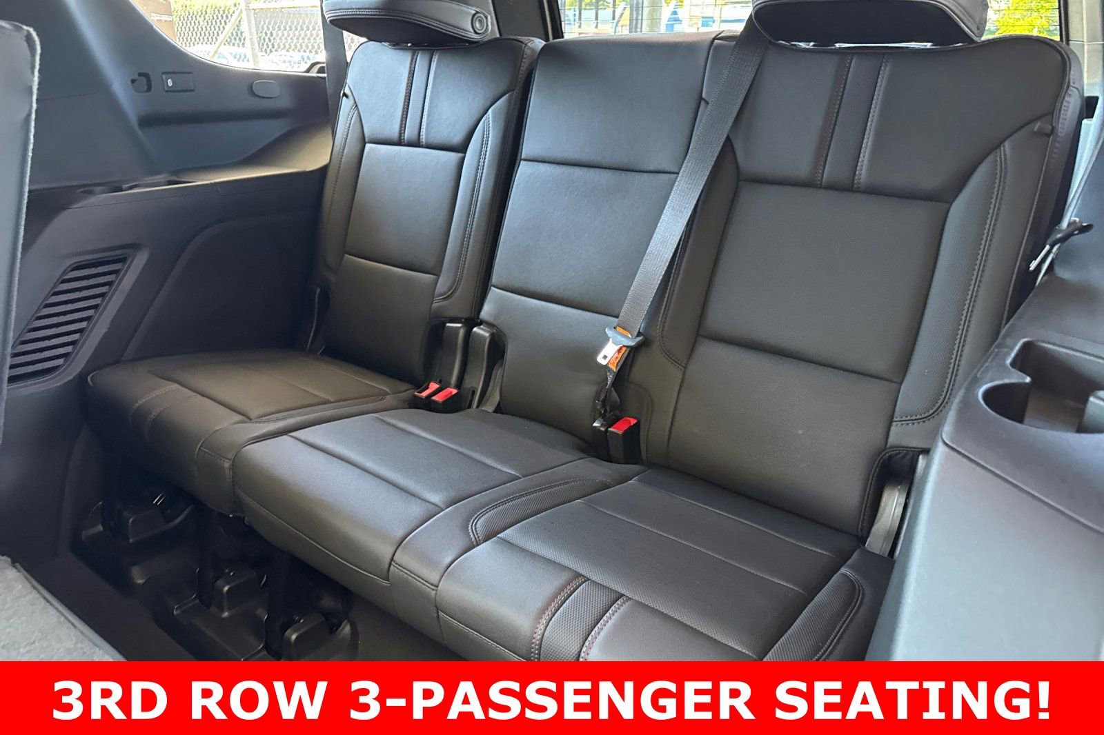 Used 2022 Chevrolet Tahoe RST w/ Sport Performance Package image 15