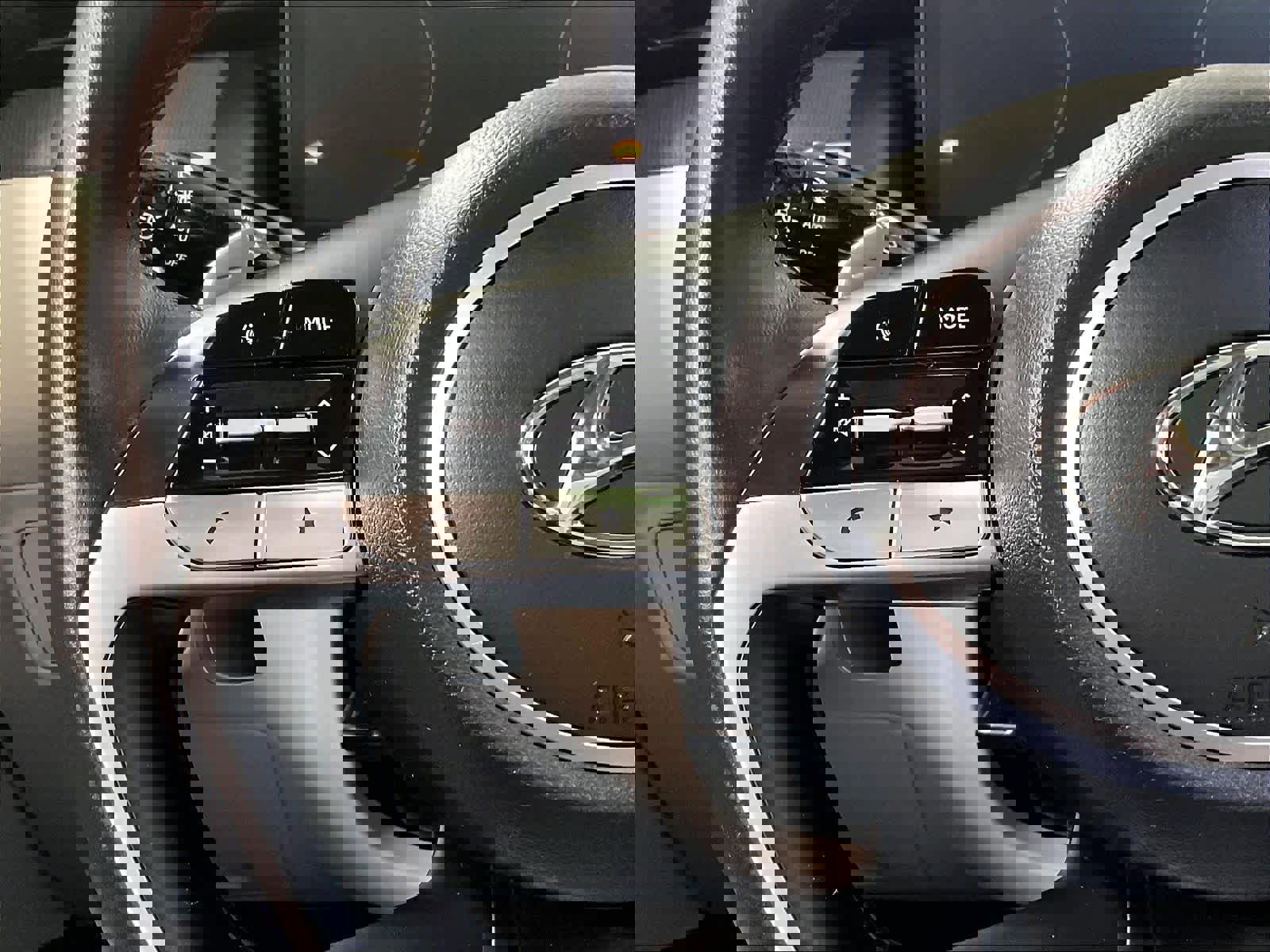 Used 2024 Hyundai Tucson Limited image 23