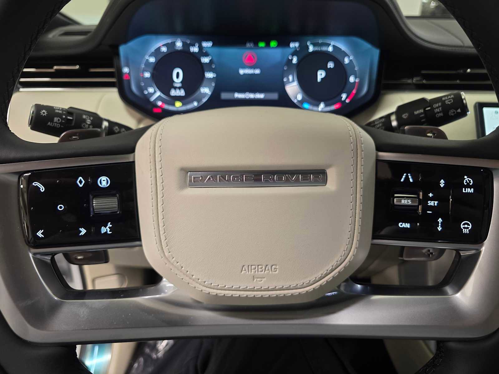 New 2026 Land Rover Range Rover SE image 24