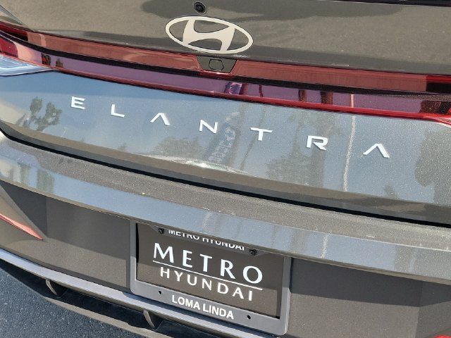 New 2026 Hyundai Elantra Sport FWD image 28