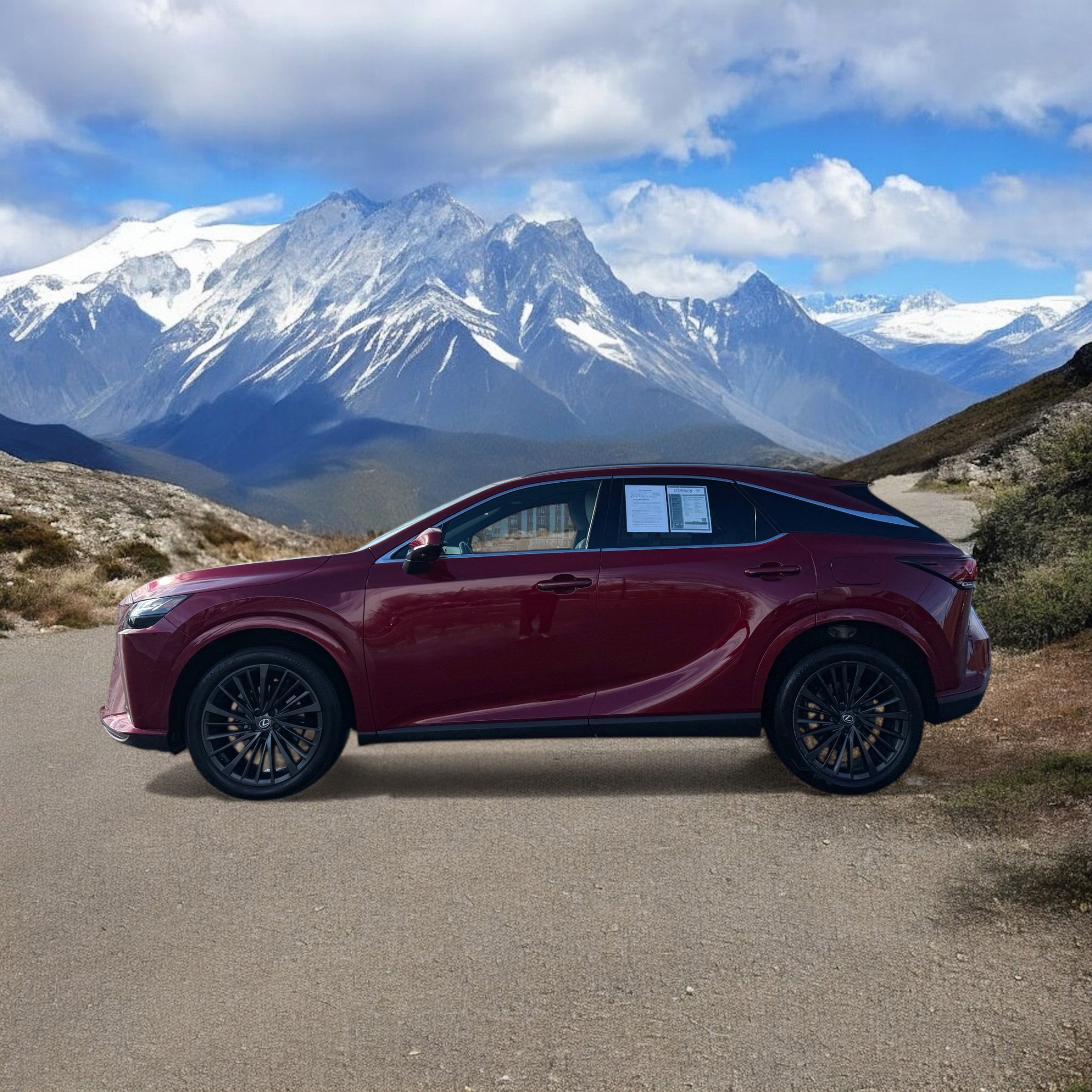 Used 2024 Lexus RX 350 Premium image 2