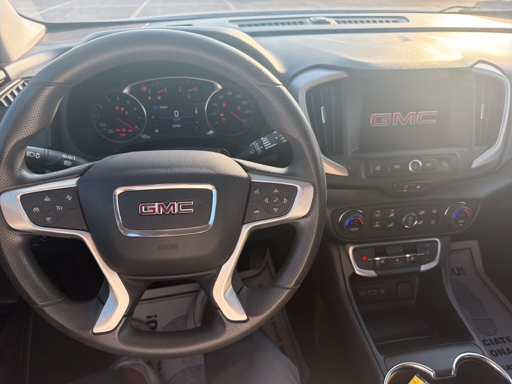 Used 2022 GMC Terrain SLE w/ Driver Convenience Package AWD/4WD image 16
