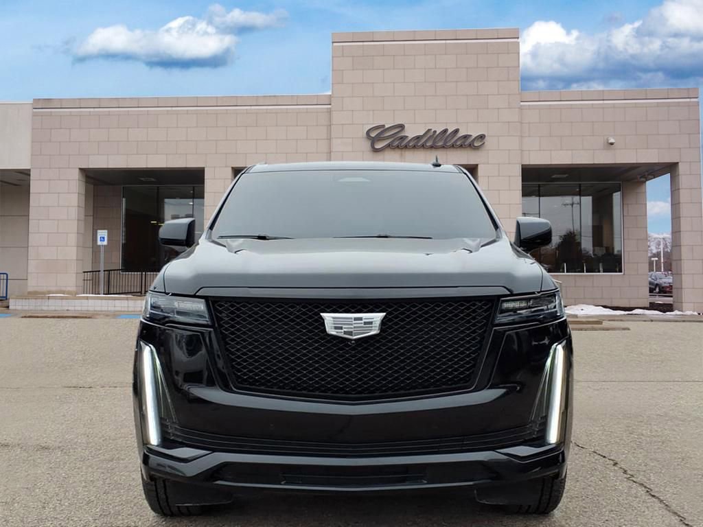 Used 2023 Cadillac Escalade Sport Platinum w/ LPO, ONYX Package image 2