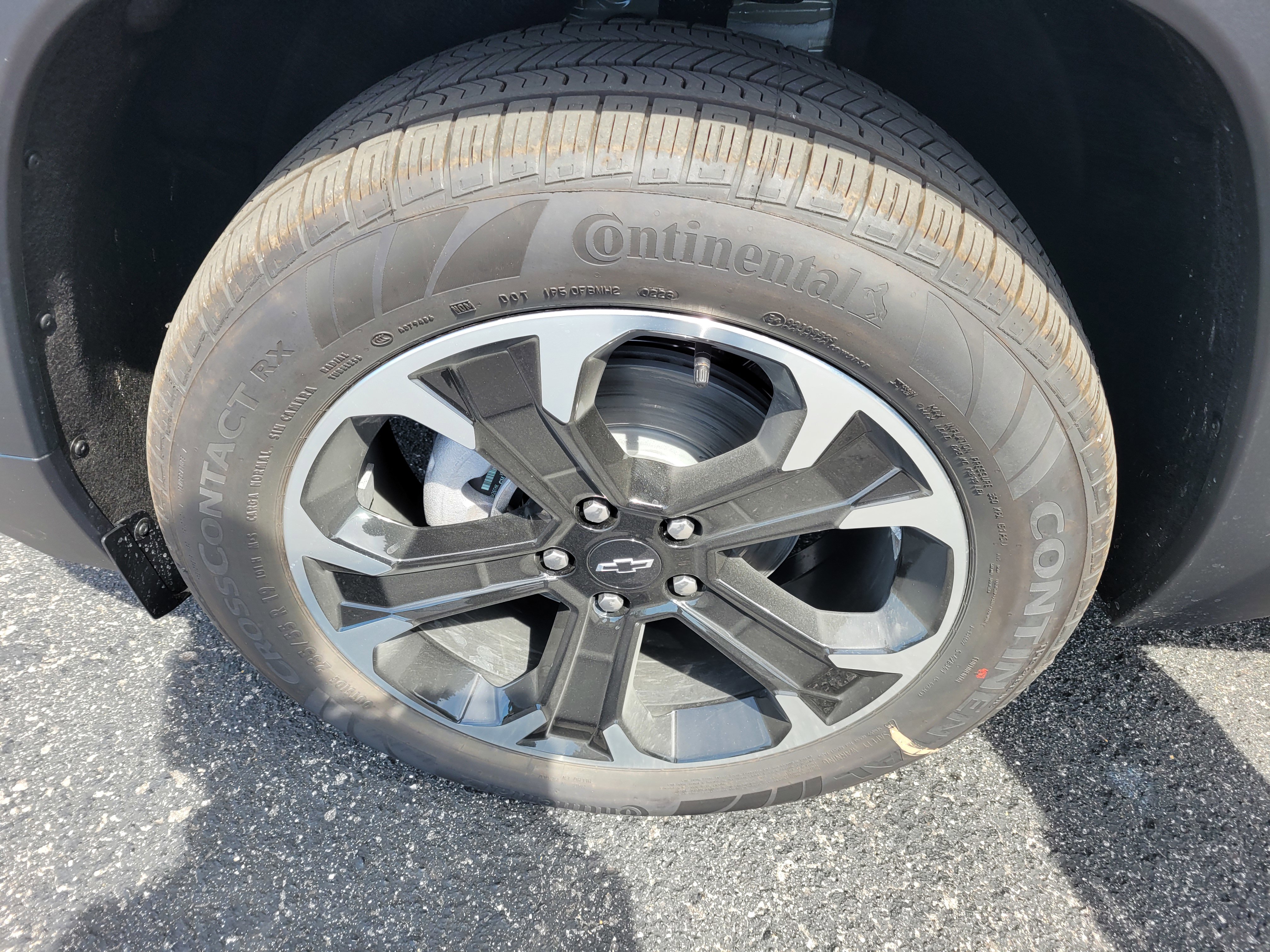 Used 2026 Chevrolet Equinox LT w/ Convenience Package II FWD image 38