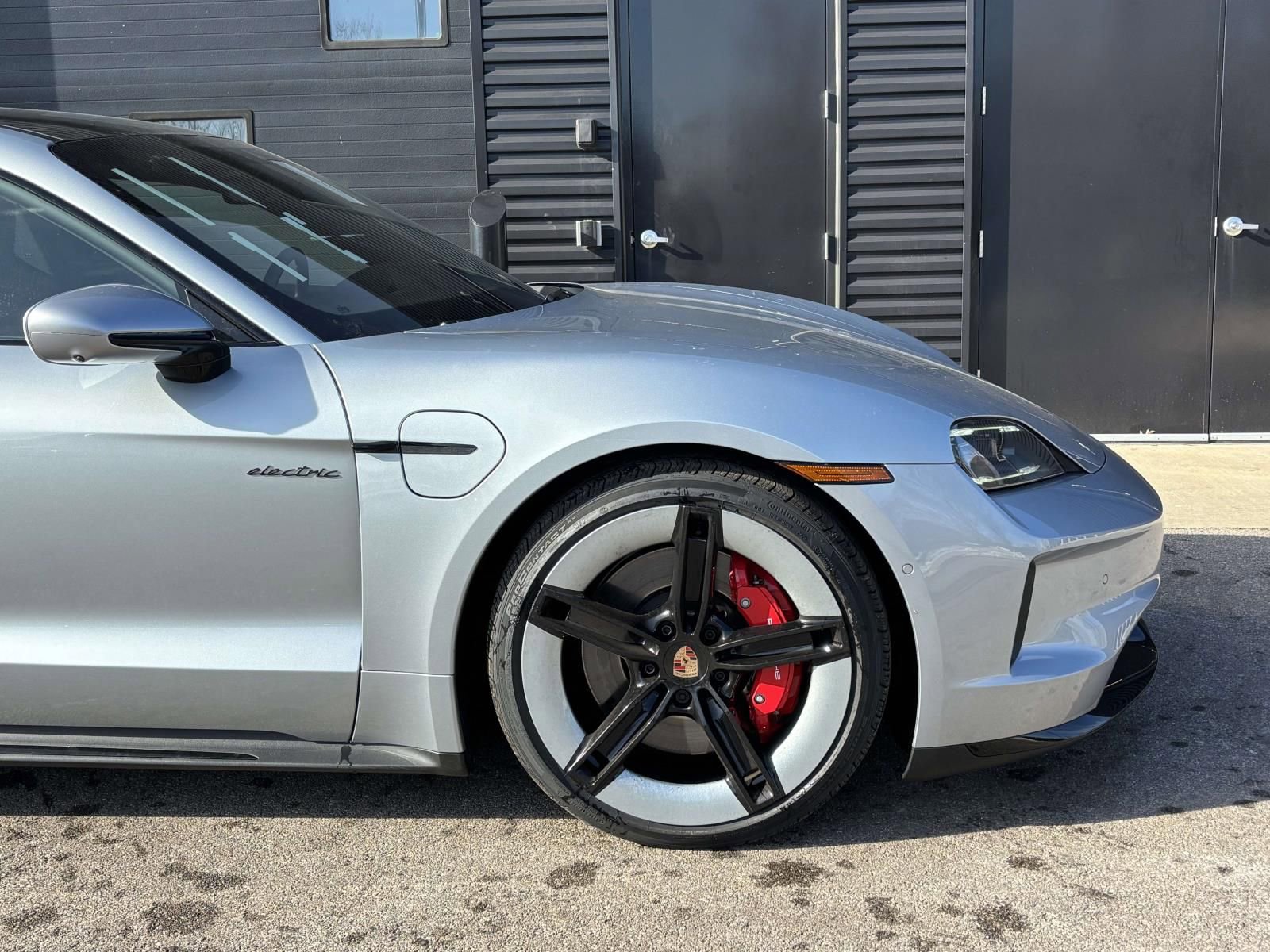 New 2026 Porsche Taycan GTS image 15