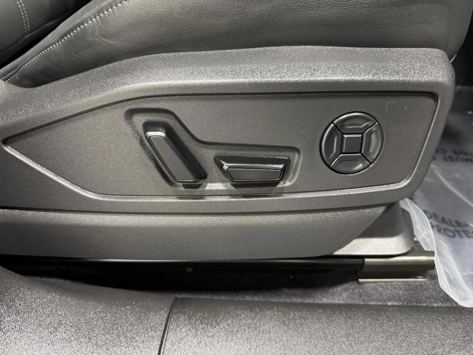 Certified 2025 Audi Q5 Premium Plus w/ Premium Plus image 20