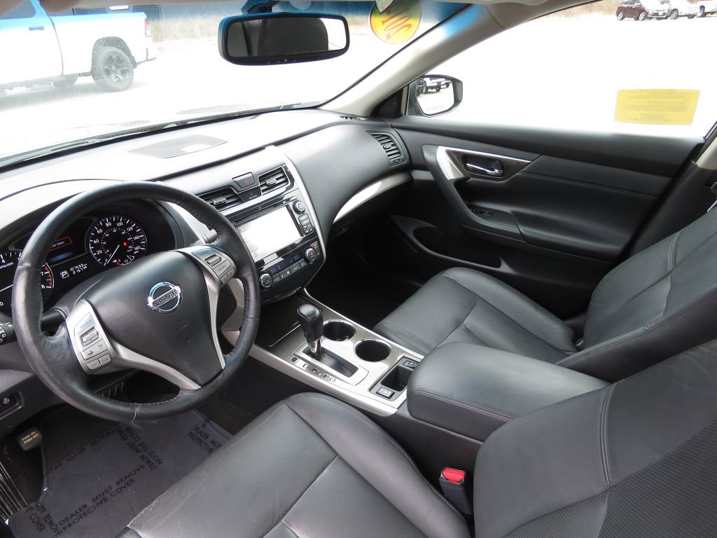 Used 2014 Nissan Altima 2.5 SL w/ Technology Package image 11