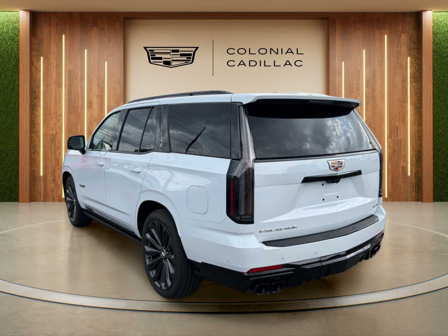 Certified 2026 Cadillac Escalade V AWD/4WD image 3