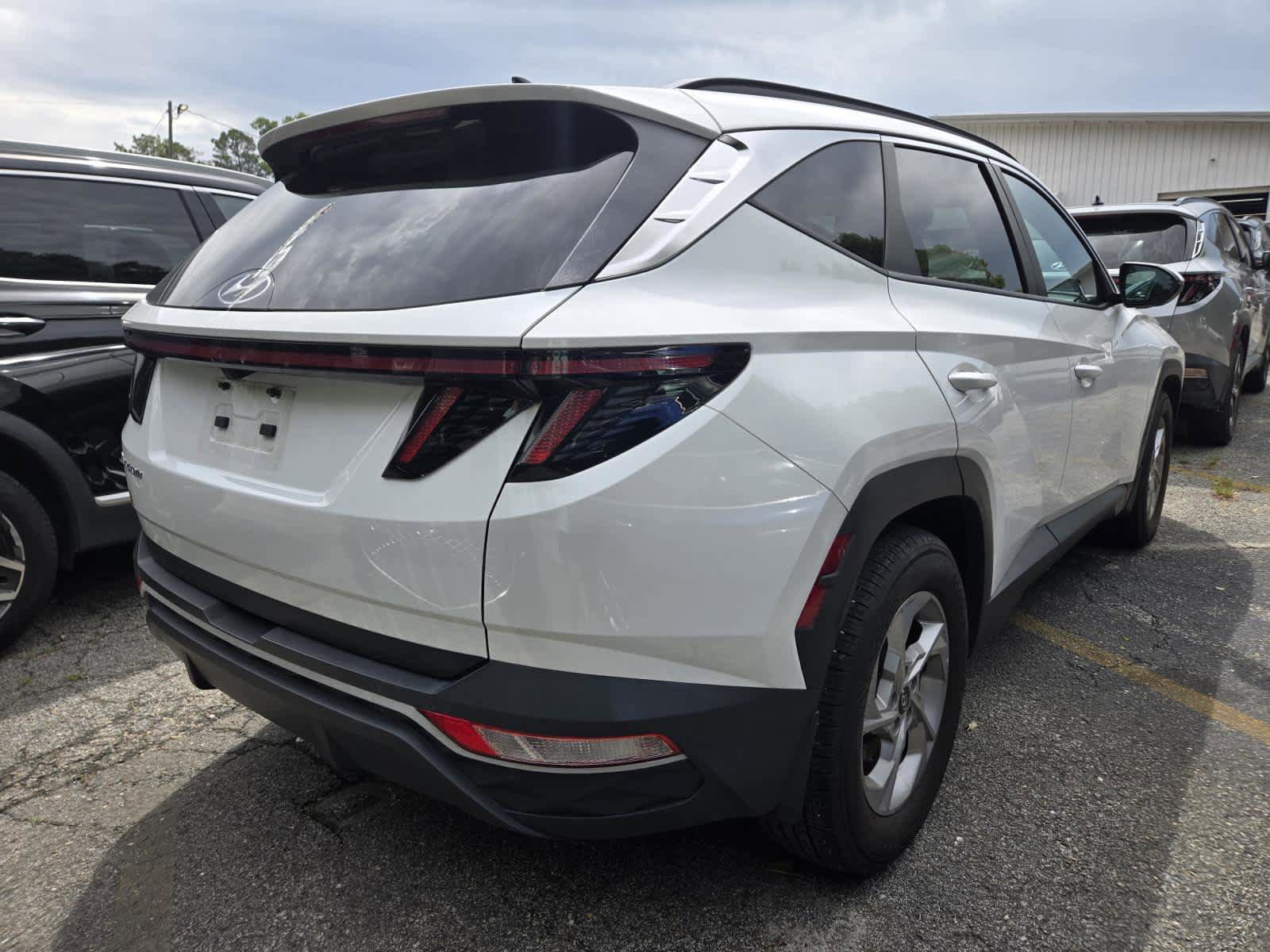 Certified 2023 Hyundai Tucson SEL w/ Winter Package FWD image 3