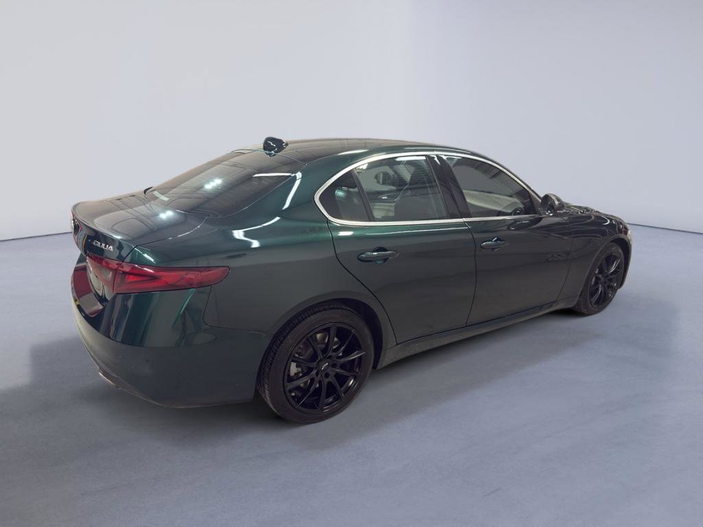 Used 2020 Alfa Romeo Giulia Ti image 7