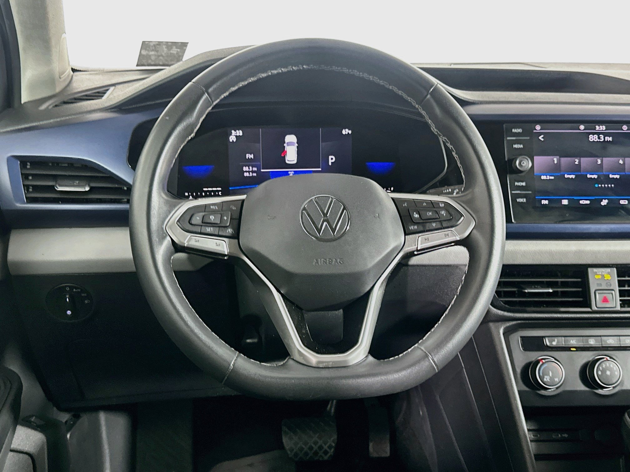 Used 2022 Volkswagen Taos SE w/ IQ.Drive SE Package FWD image 18