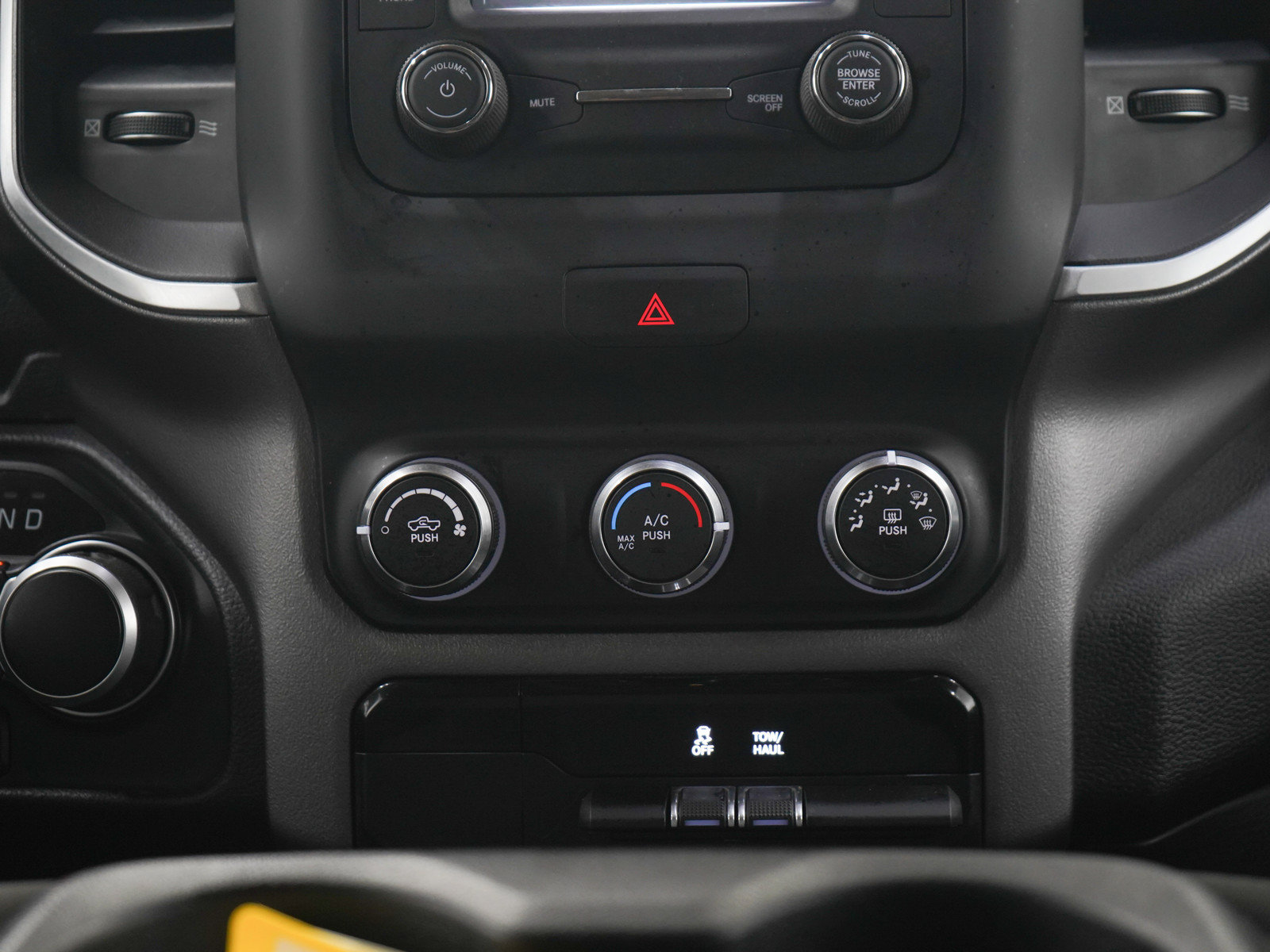 Used 2020 RAM 1500 Big Horn AWD/4WD image 16