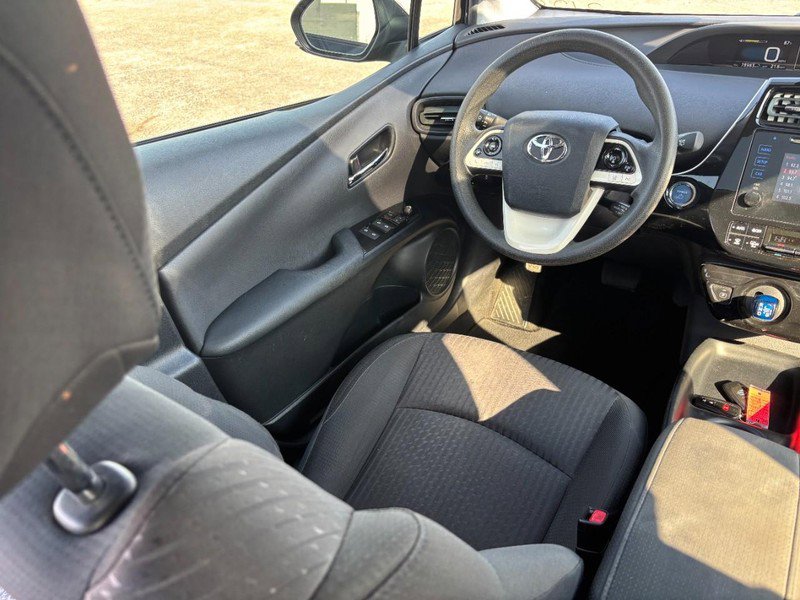 Used 2017 Toyota Prius Two w/ Carpet Mat Package image 13