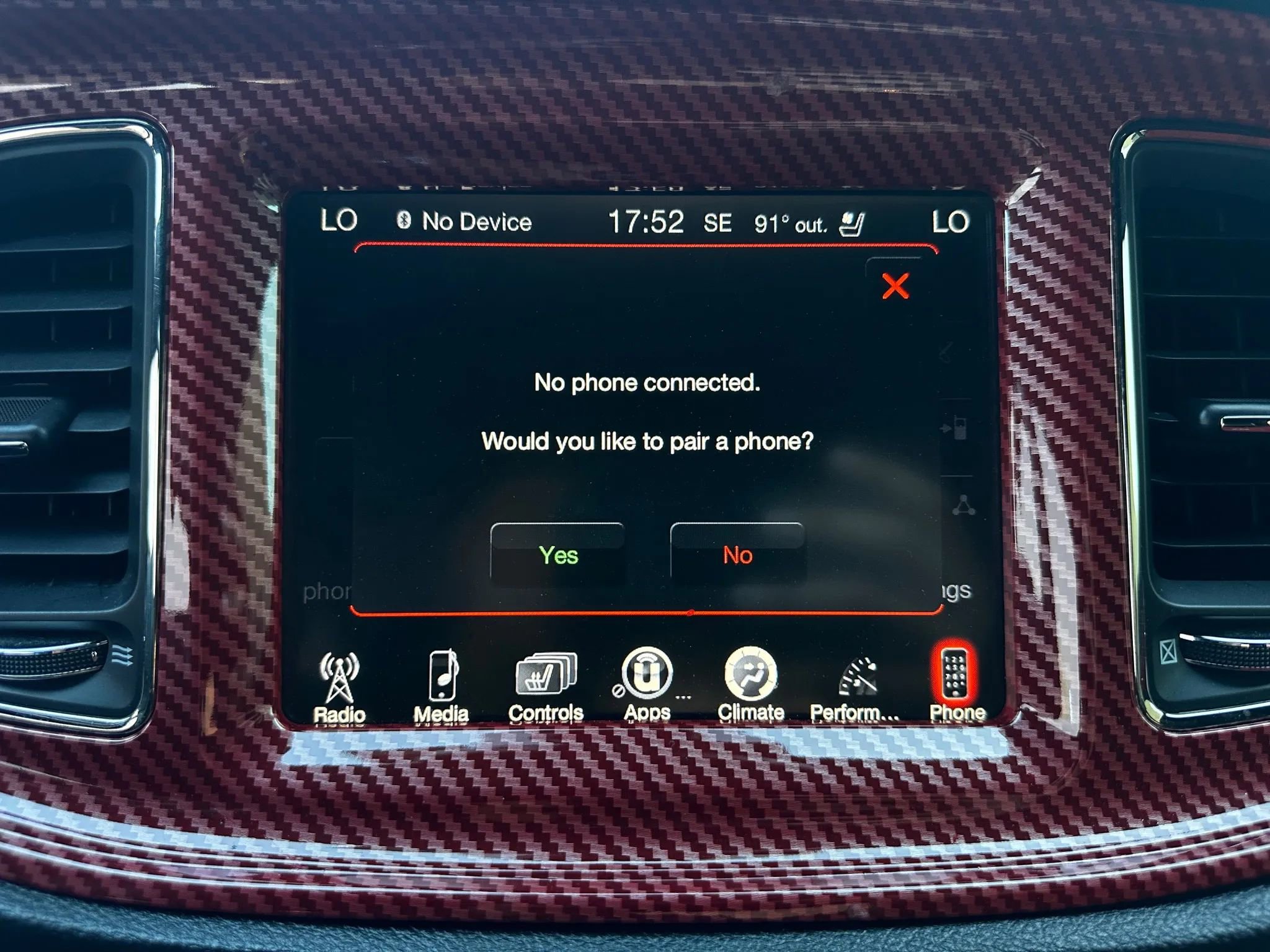 Used 2016 Dodge Challenger SRT Hellcat image 39