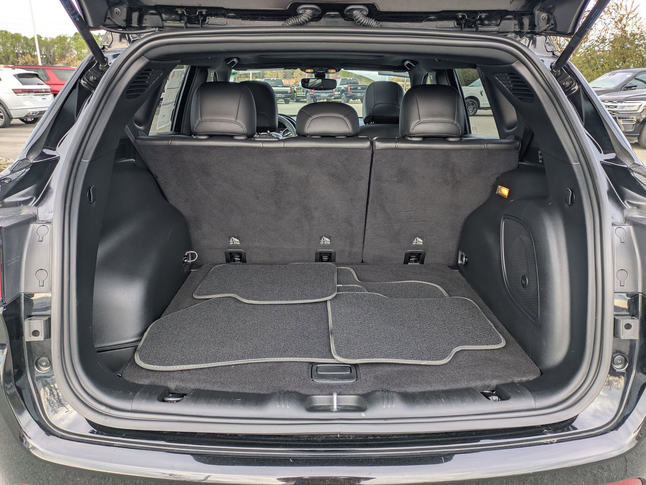 Used 2021 Jeep Compass Latitude w/ Sun and Sound Group image 32