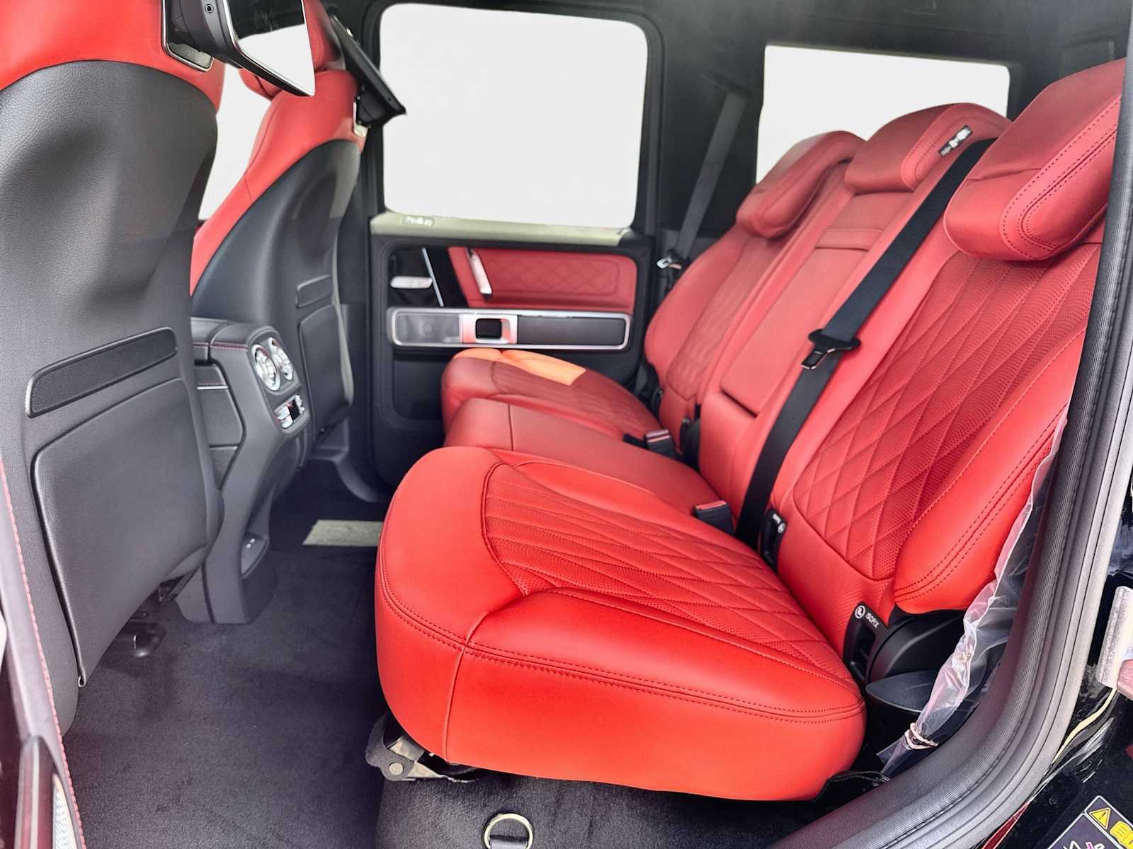 New 2027 Mercedes-Benz G 63 AMG 4MATIC image 12