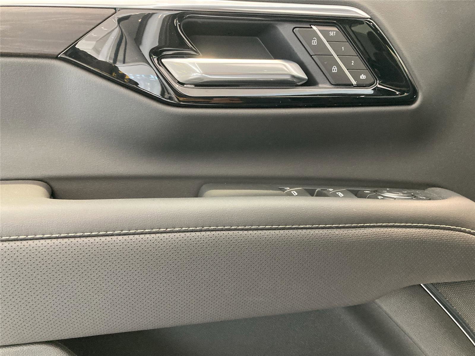 New 2026 Chevrolet Tahoe Premier w/ Sun And Tow Package image 17