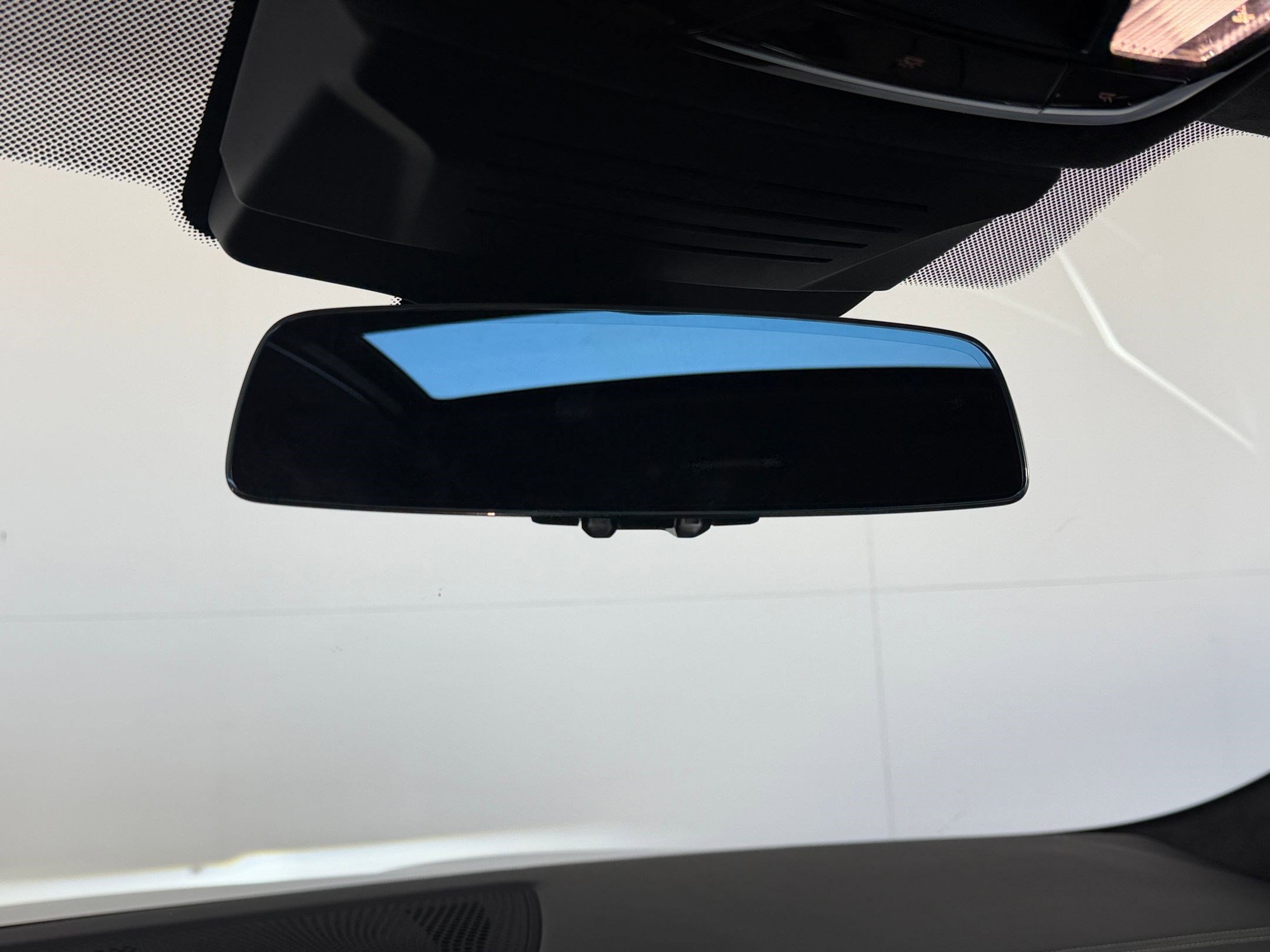 New 2026 BMW X6 M60i image 19