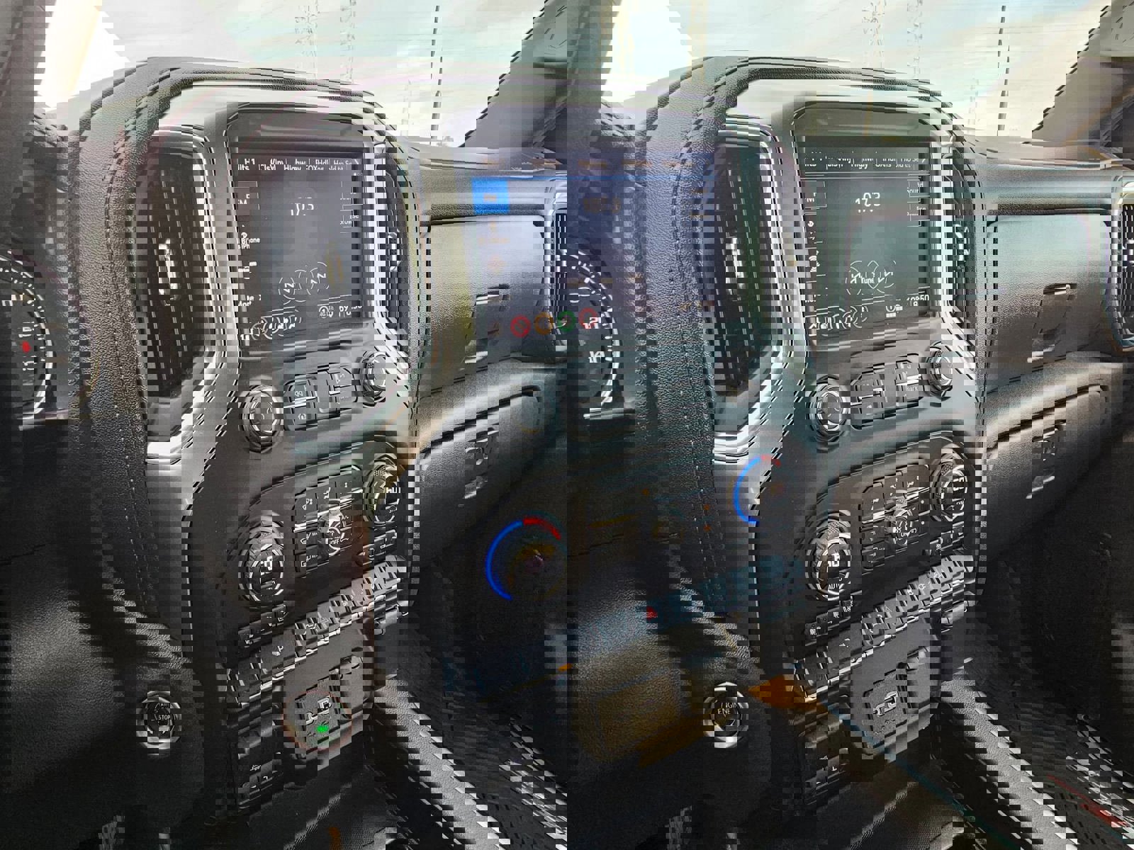 Used 2022 Chevrolet Silverado 2500 LTZ w/ LTZ Plus Package image 20