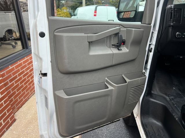 Used 2021 Chevrolet Express 2500 w/ Driver Convenience Package image 24