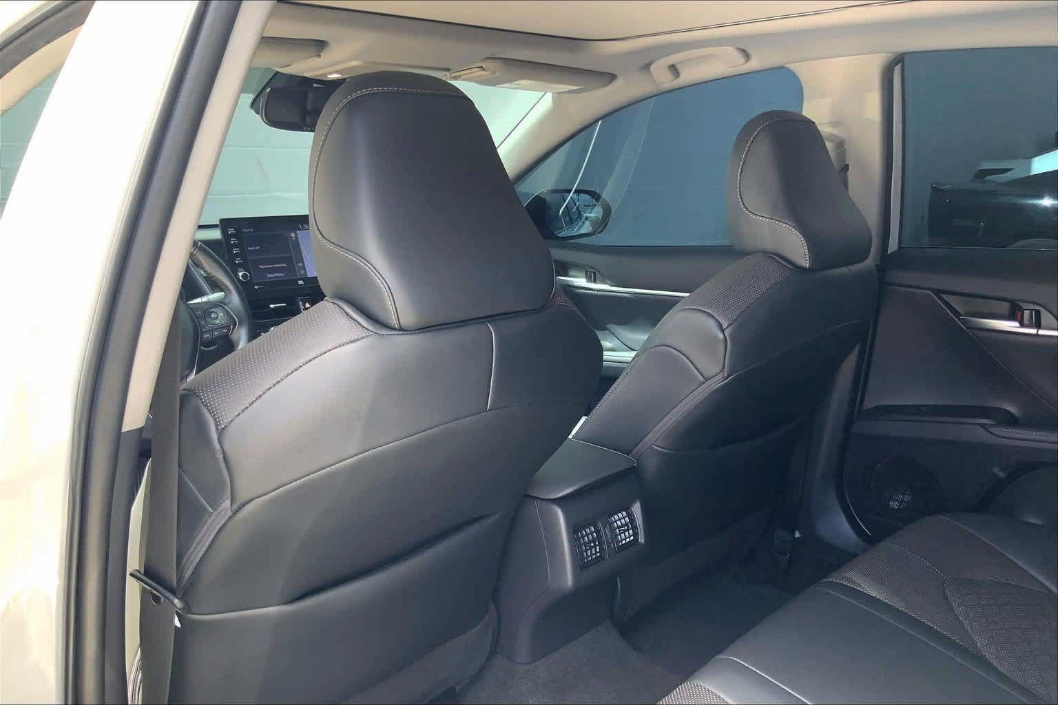 Used 2023 Toyota Camry XSE FWD image 12