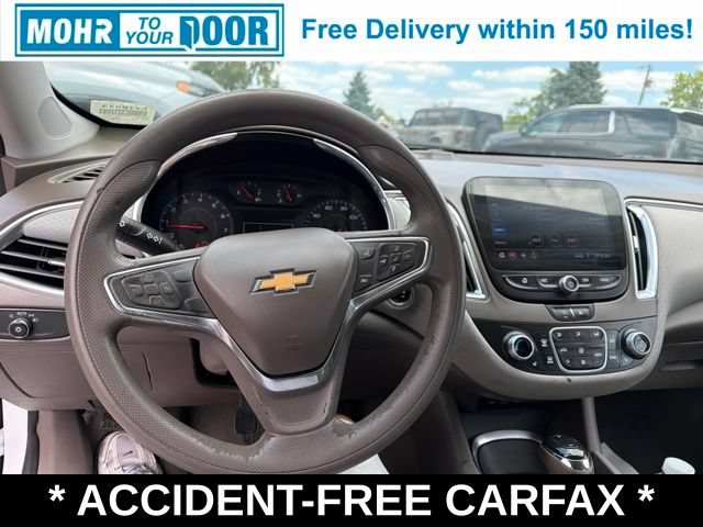 Used 2020 Chevrolet Malibu LT FWD image 24