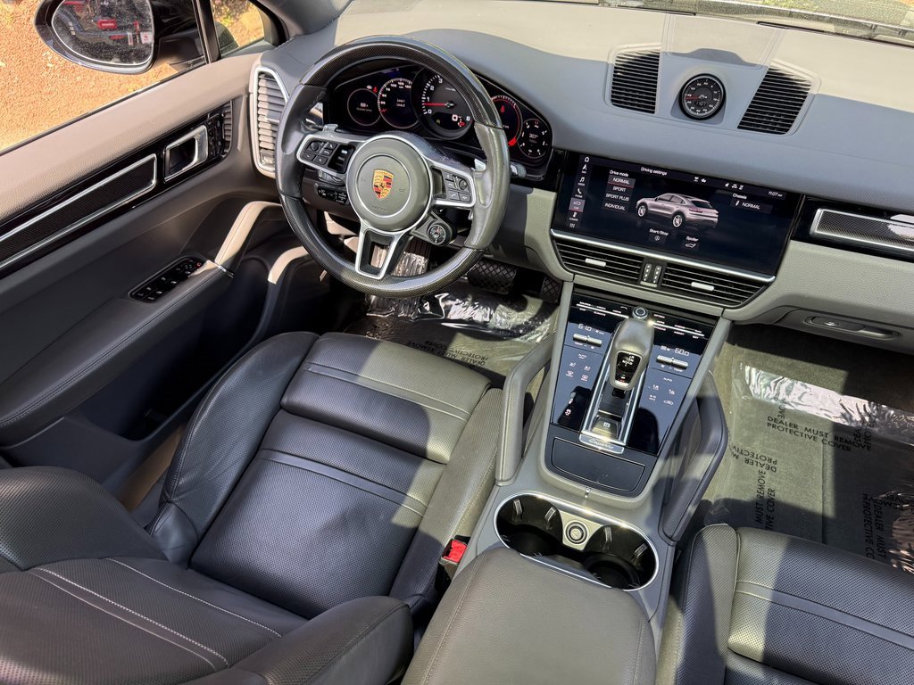 Used 2020 Porsche Cayenne image 39