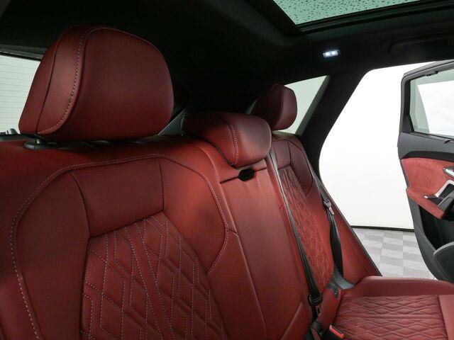 New 2026 Audi SQ5 Prestige AWD/4WD image 37