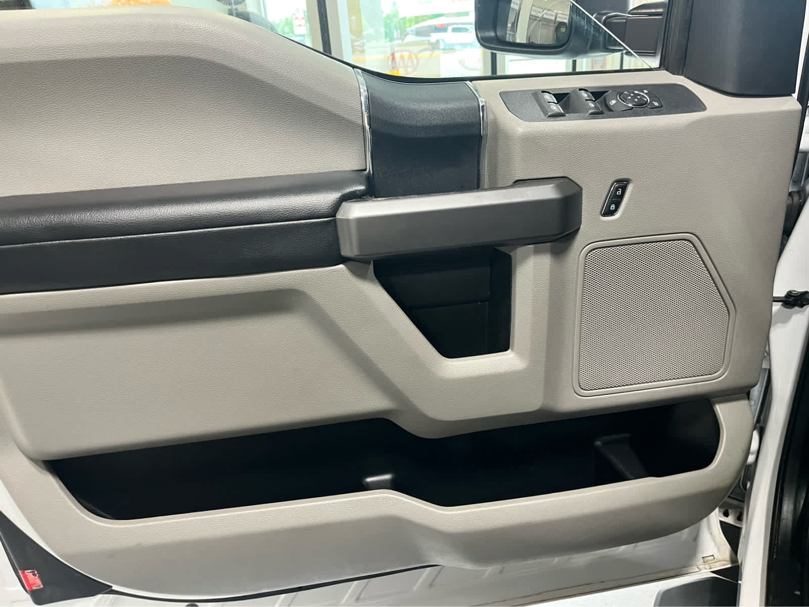 Certified 2019 Ford F250 XLT w/ XLT Value Package AWD/4WD image 21