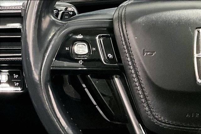 Used 2020 Lincoln Aviator Reserve w/ Equipment Group 201A image 11