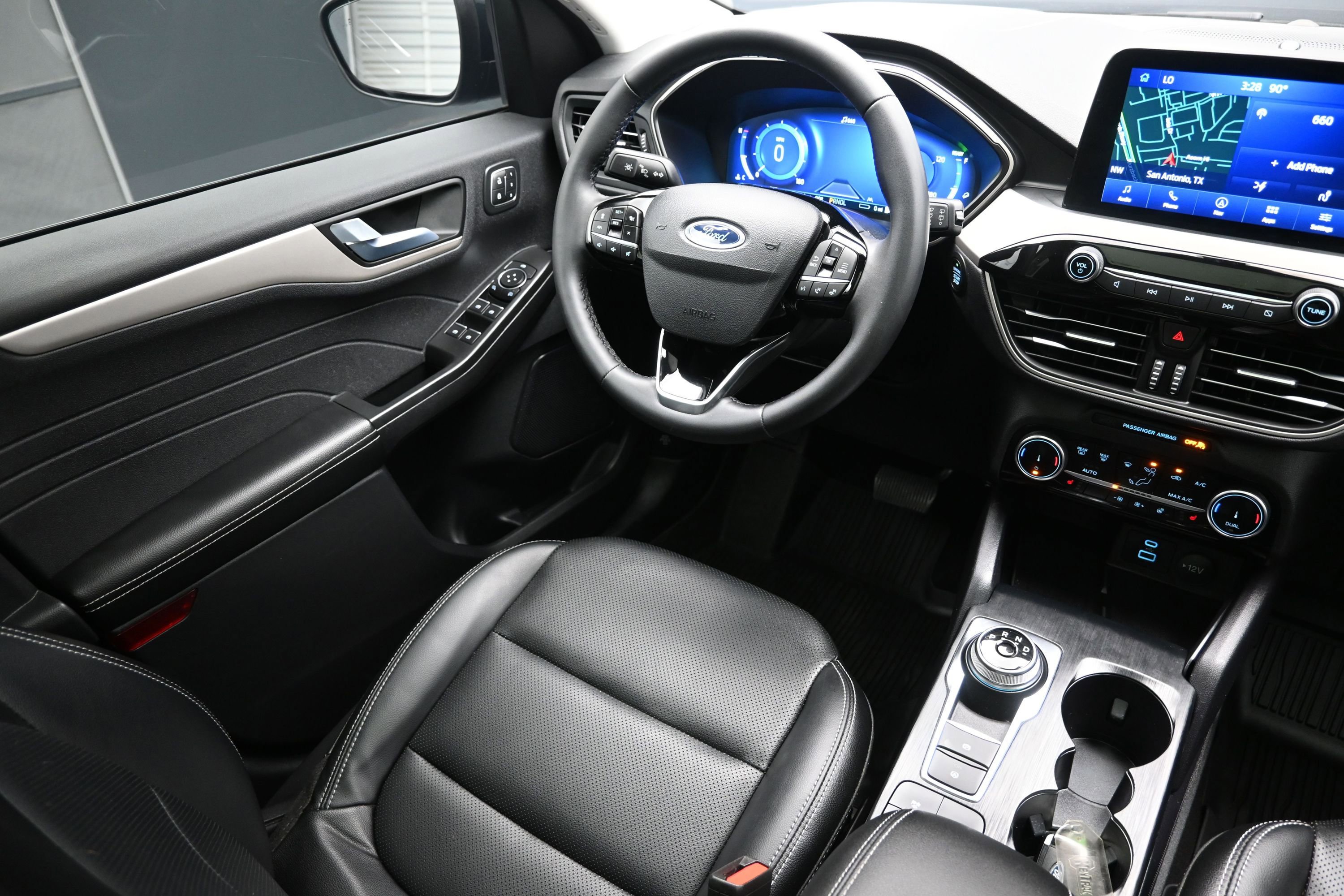 Used 2022 Ford Escape SEL w/ Technology Package FWD image 24