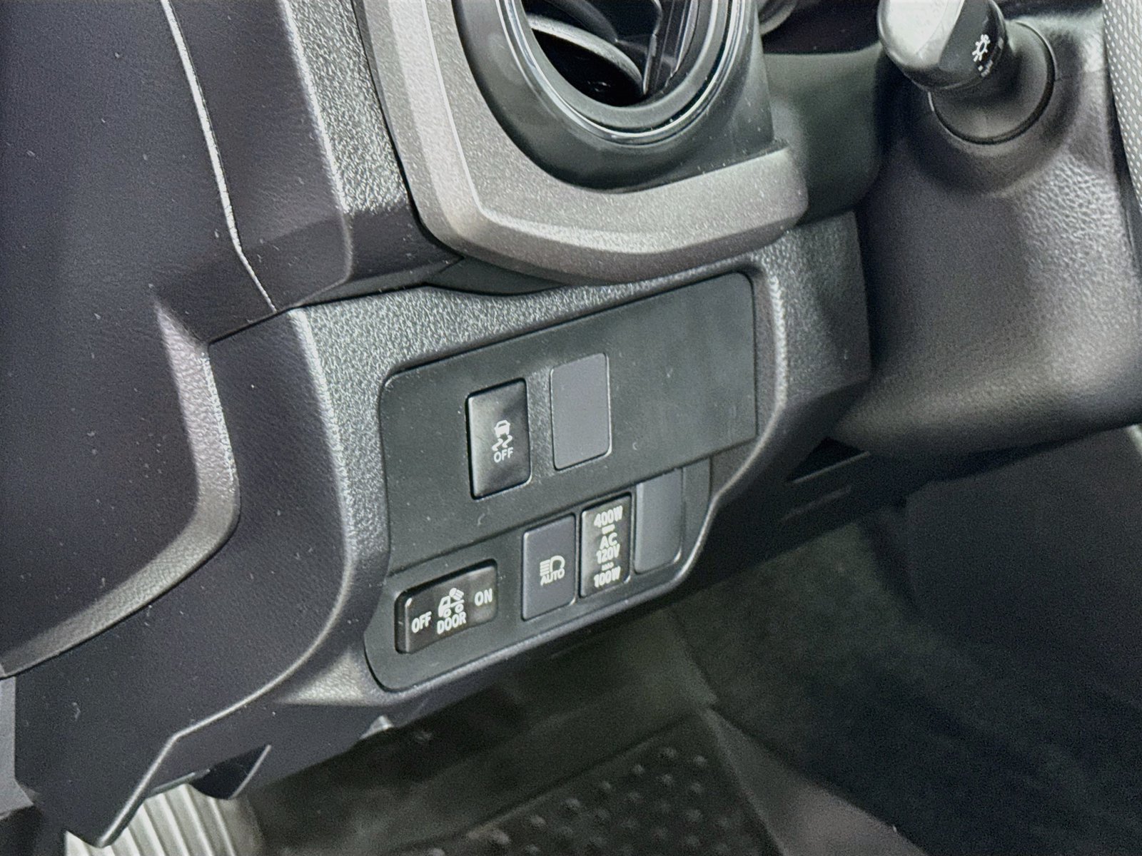 Certified 2023 Toyota Tacoma TRD Sport AWD/4WD image 7