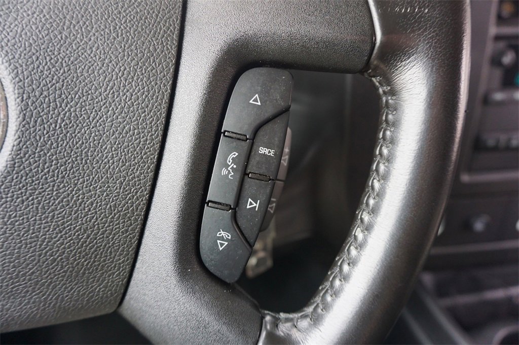 Used 2022 Chevrolet Express 2500 w/ Driver Convenience Package image 10