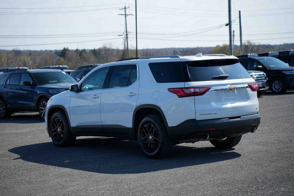 Used 2018 Chevrolet Traverse LT image 7